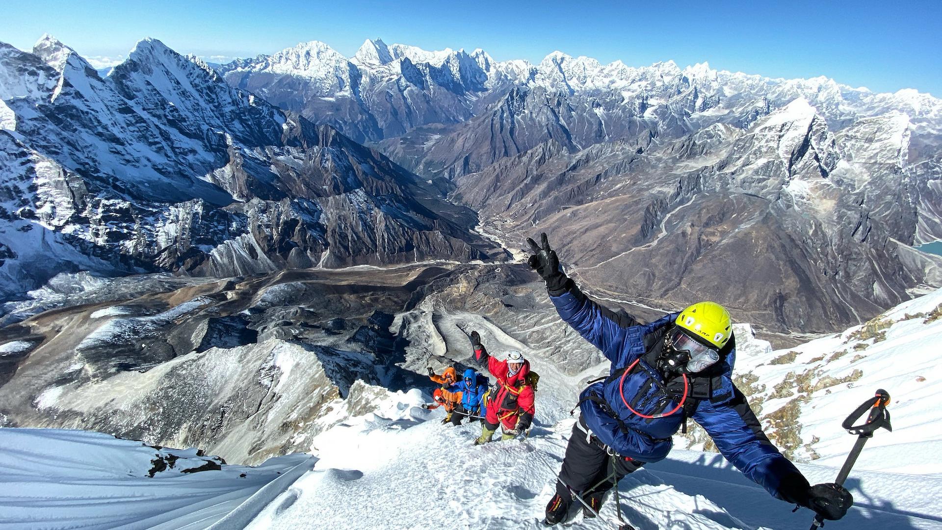 Conquering the Majestic Mount Ama Dablam: A Climber’s Triumph